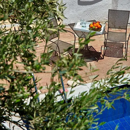 Eleon Holiday home